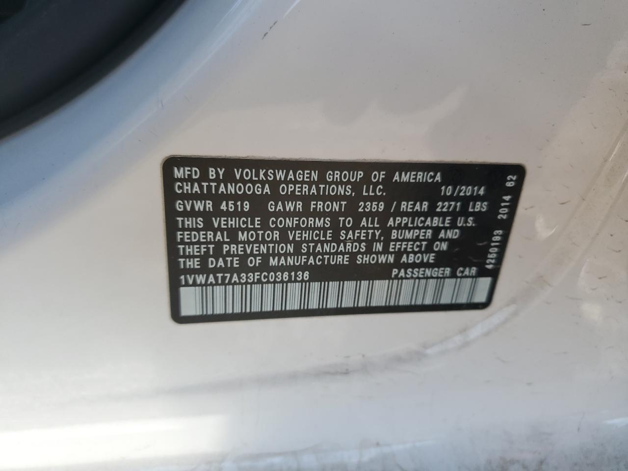 2015 Volkswagen Passat - Image 12