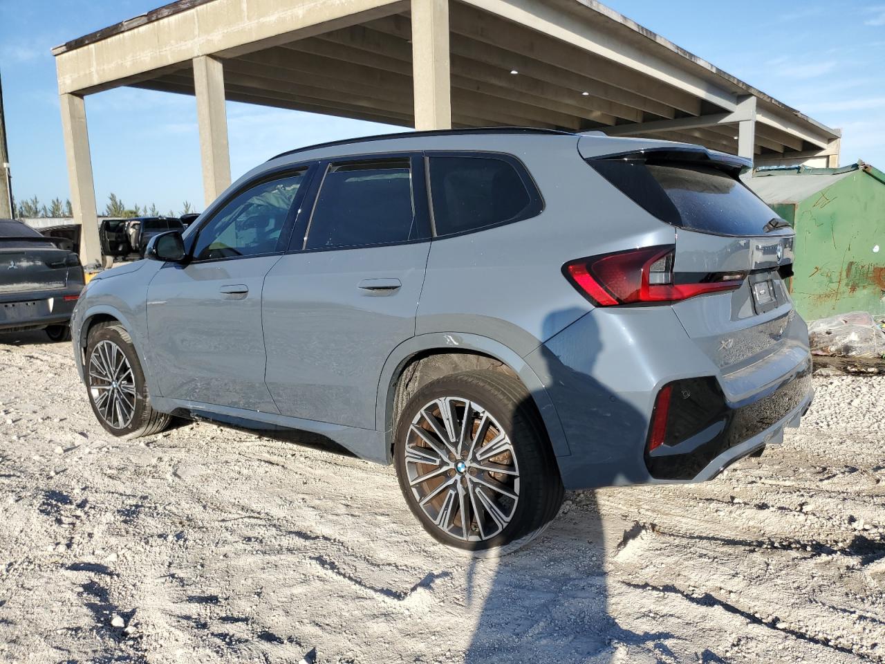 2023 BMW X1 - Image 2