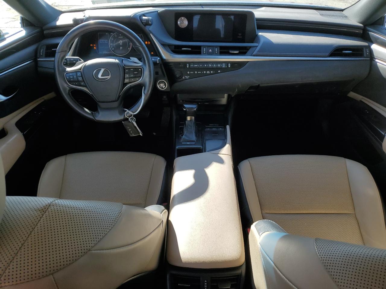2019 Lexus ES - Image 8