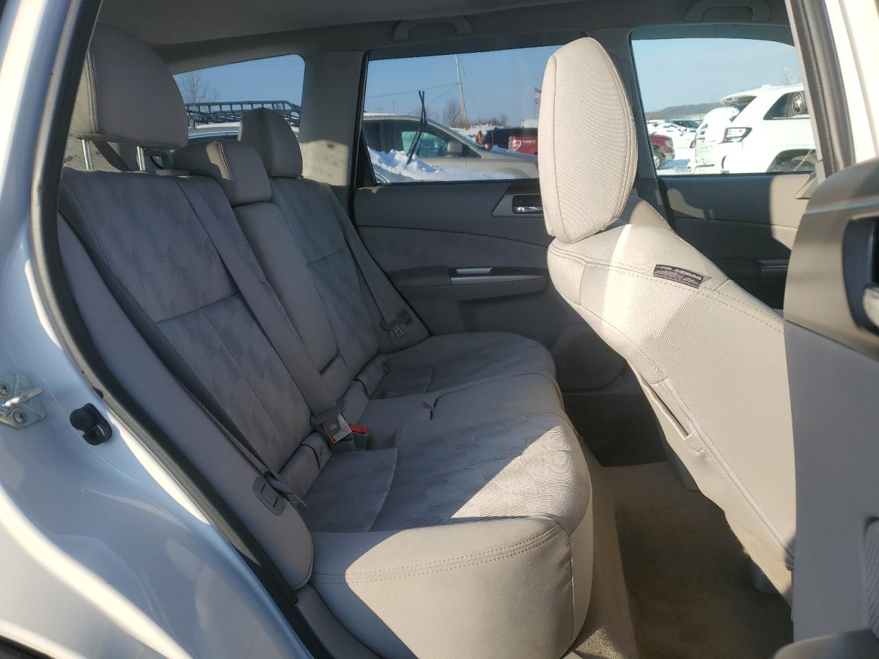 2010 Subaru Forester - Image 10