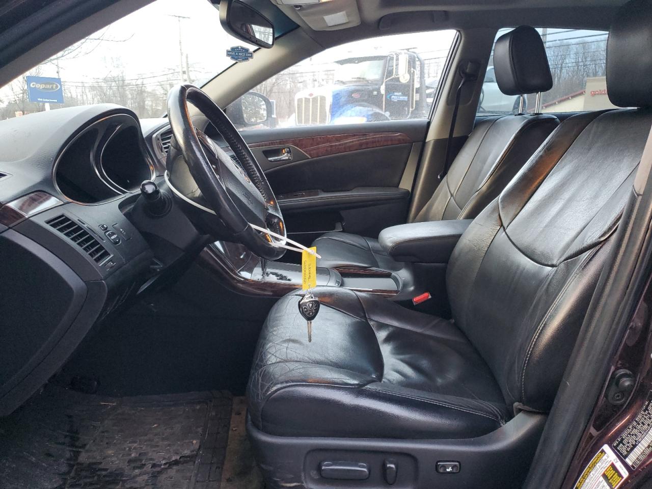 2012 Toyota Avalon - Image 7