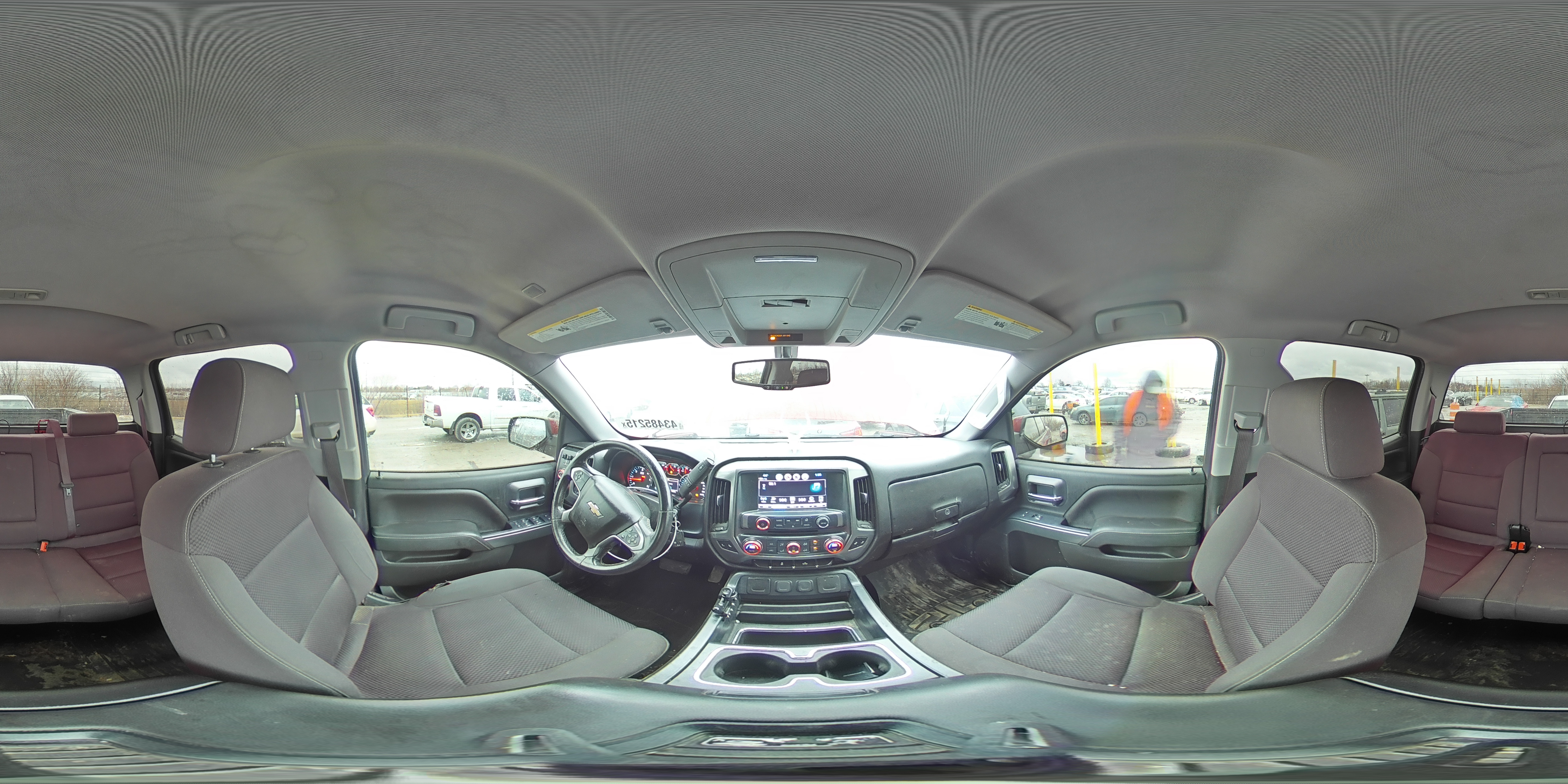 2018 Chevrolet Silverado - Image 13