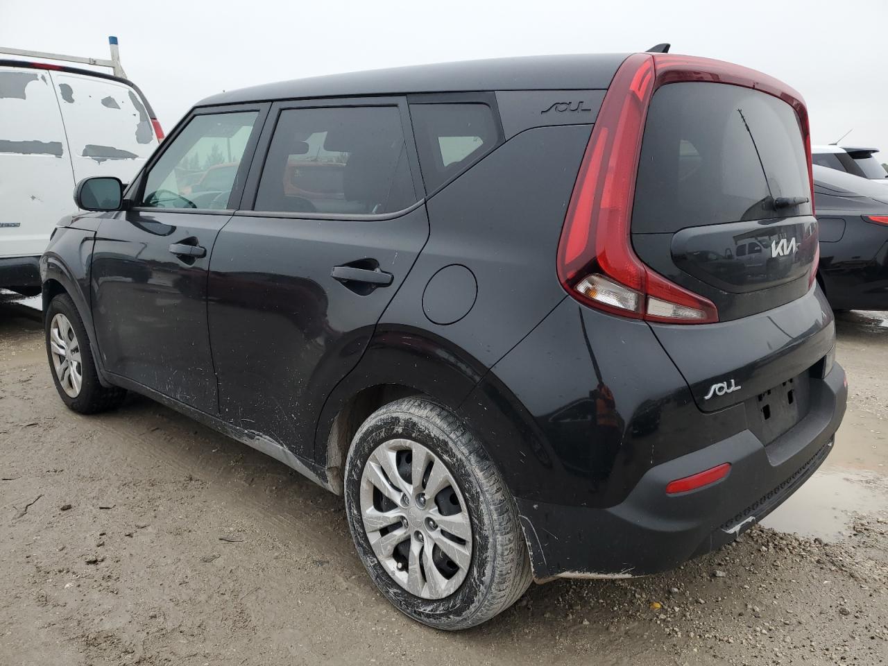 2022 Kia Soul - Image 2