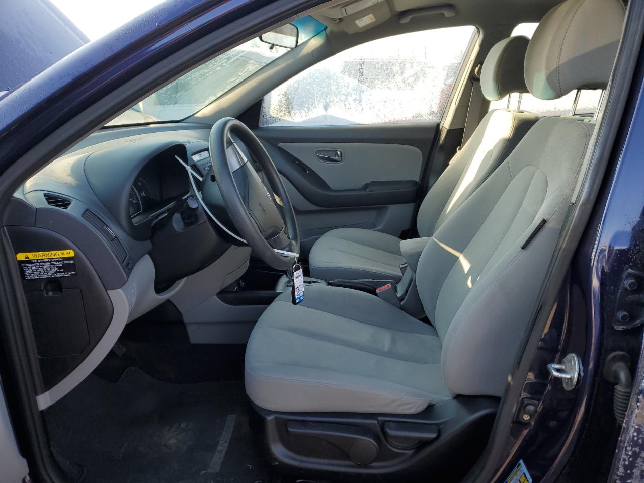 2010 Hyundai Elantra - Image 7