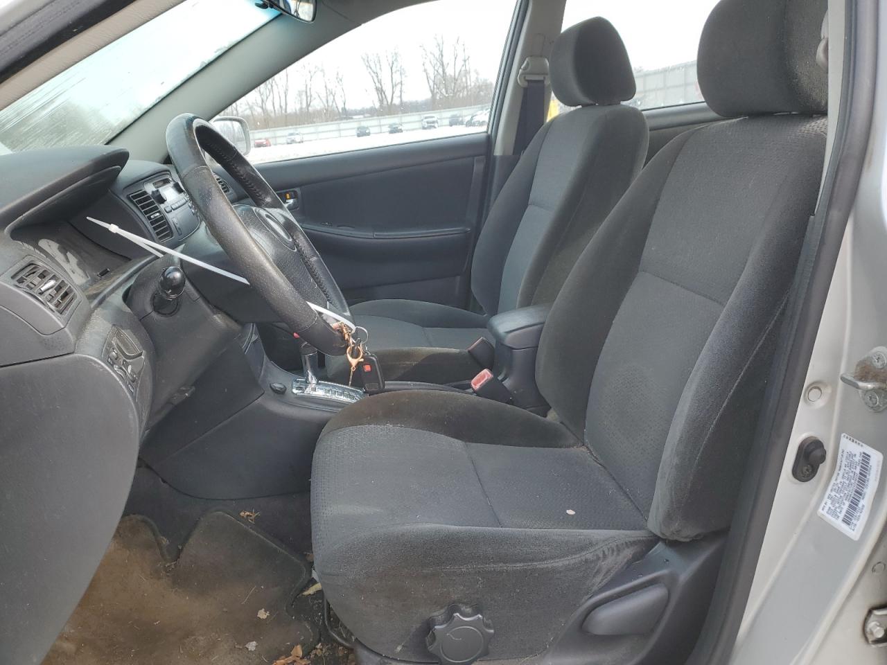 2004 Toyota Corolla - Image 7
