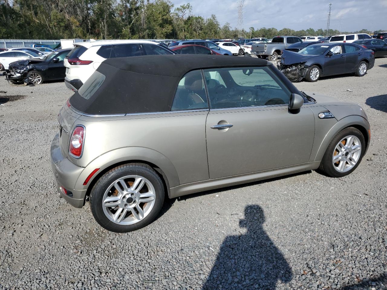 2011 Mini Cooper VIN: WMWZN3C5XBT132988 Lot: 87453744