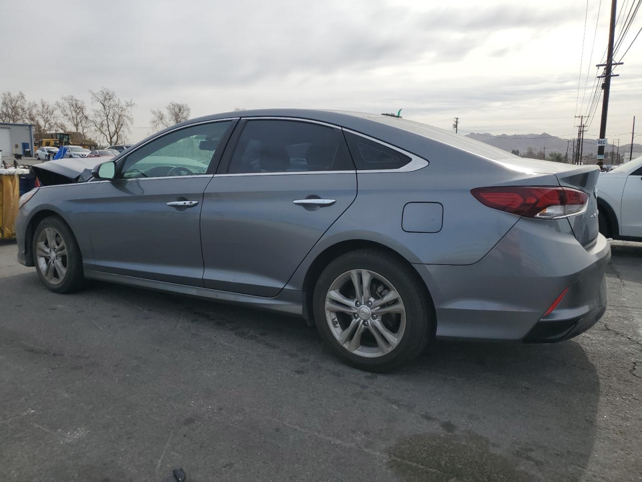 2018 Hyundai Sonata - Image 2