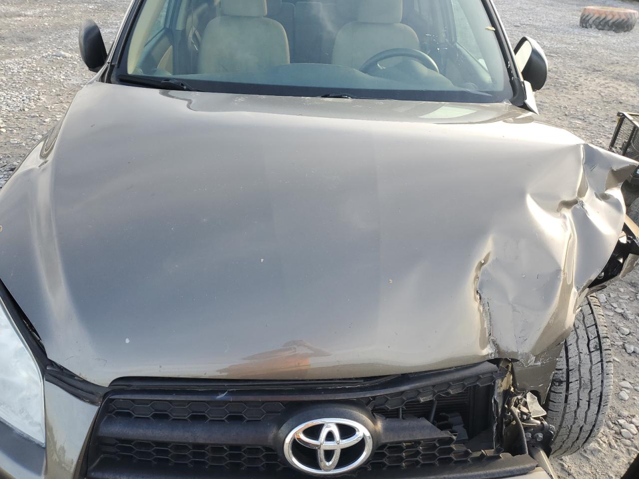 2011 Toyota RAV 4 - Image 12