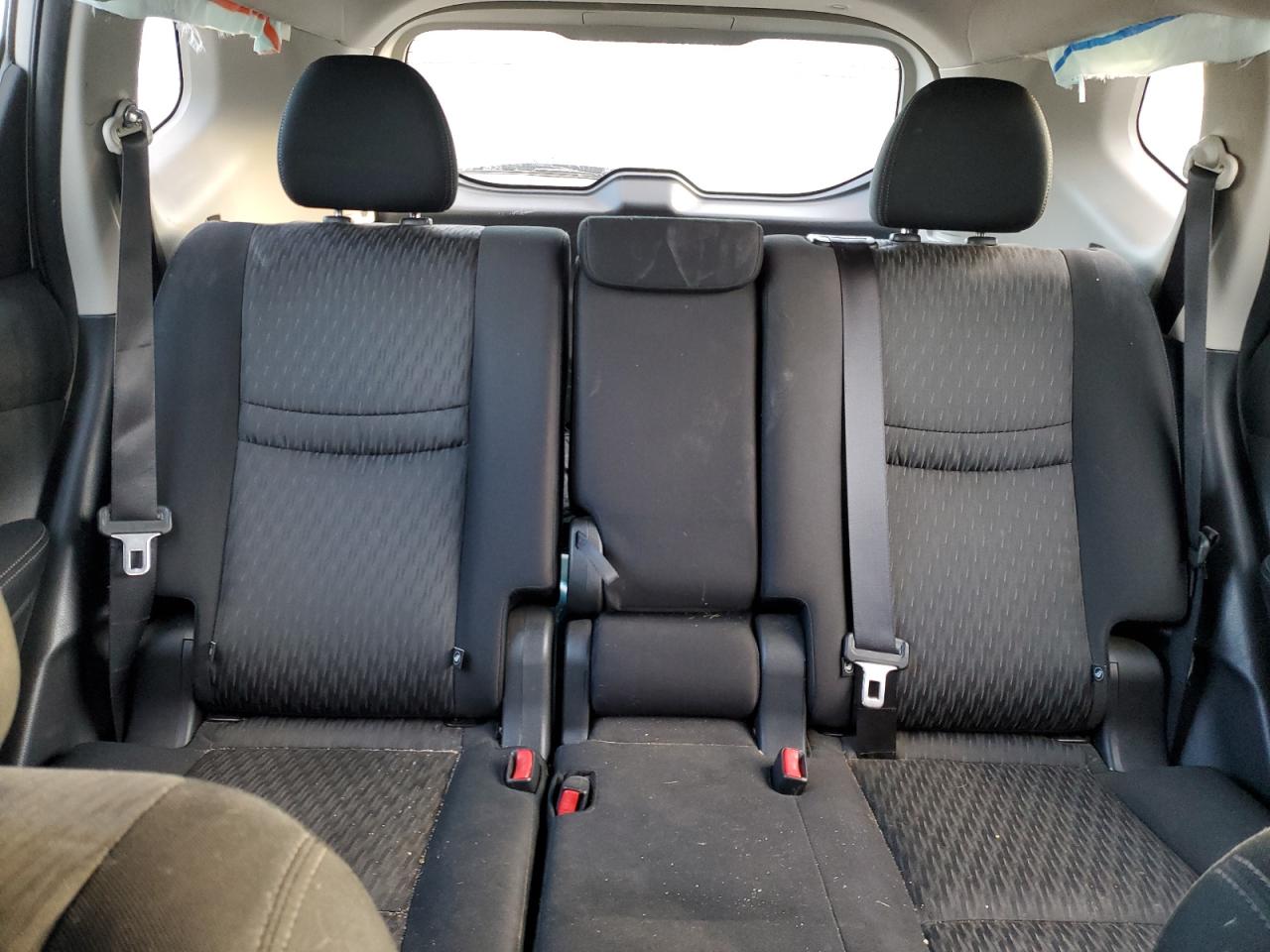 2020 Nissan Rogue - Image 10