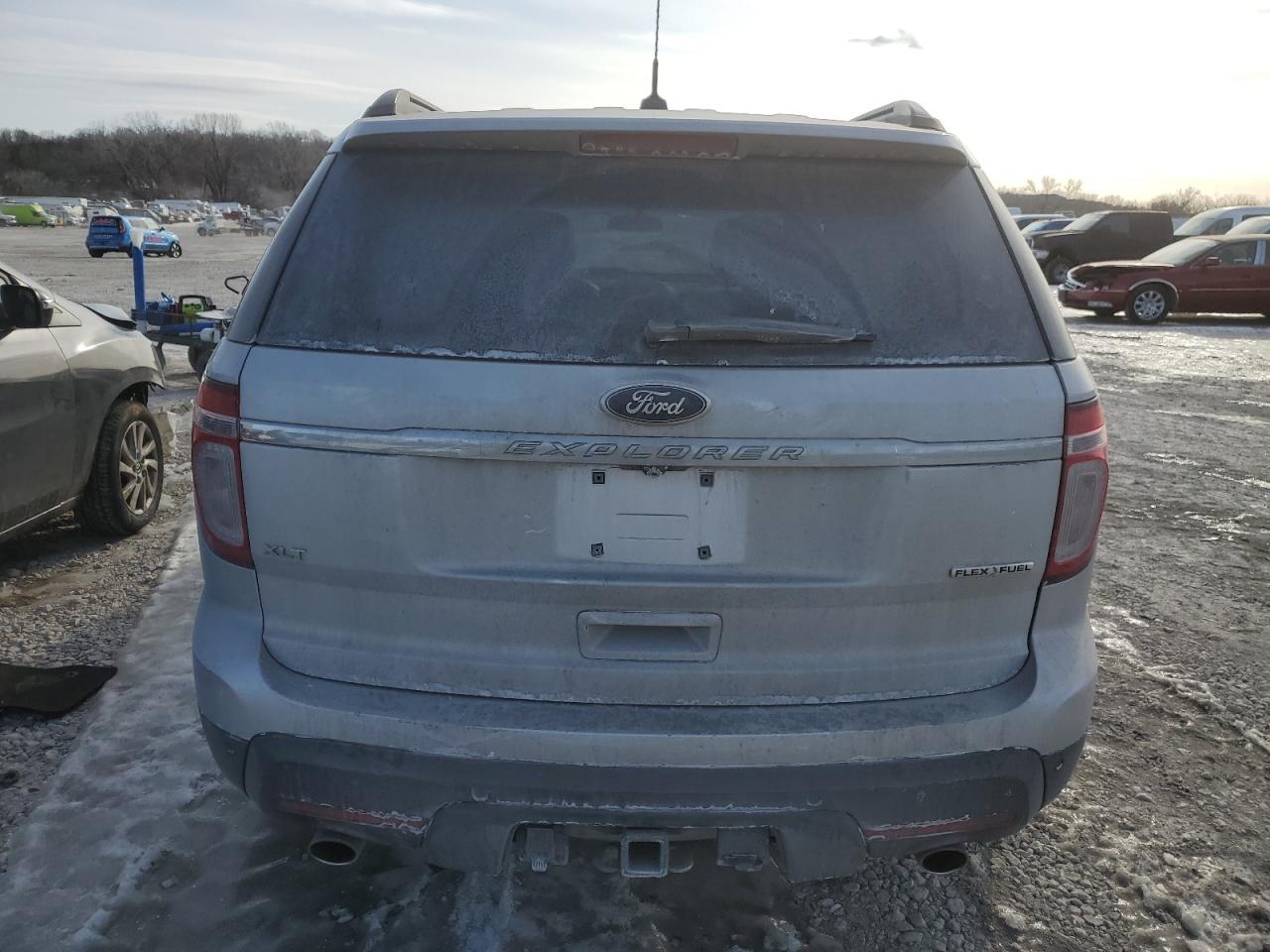 2013 Ford Explorer - Image 6