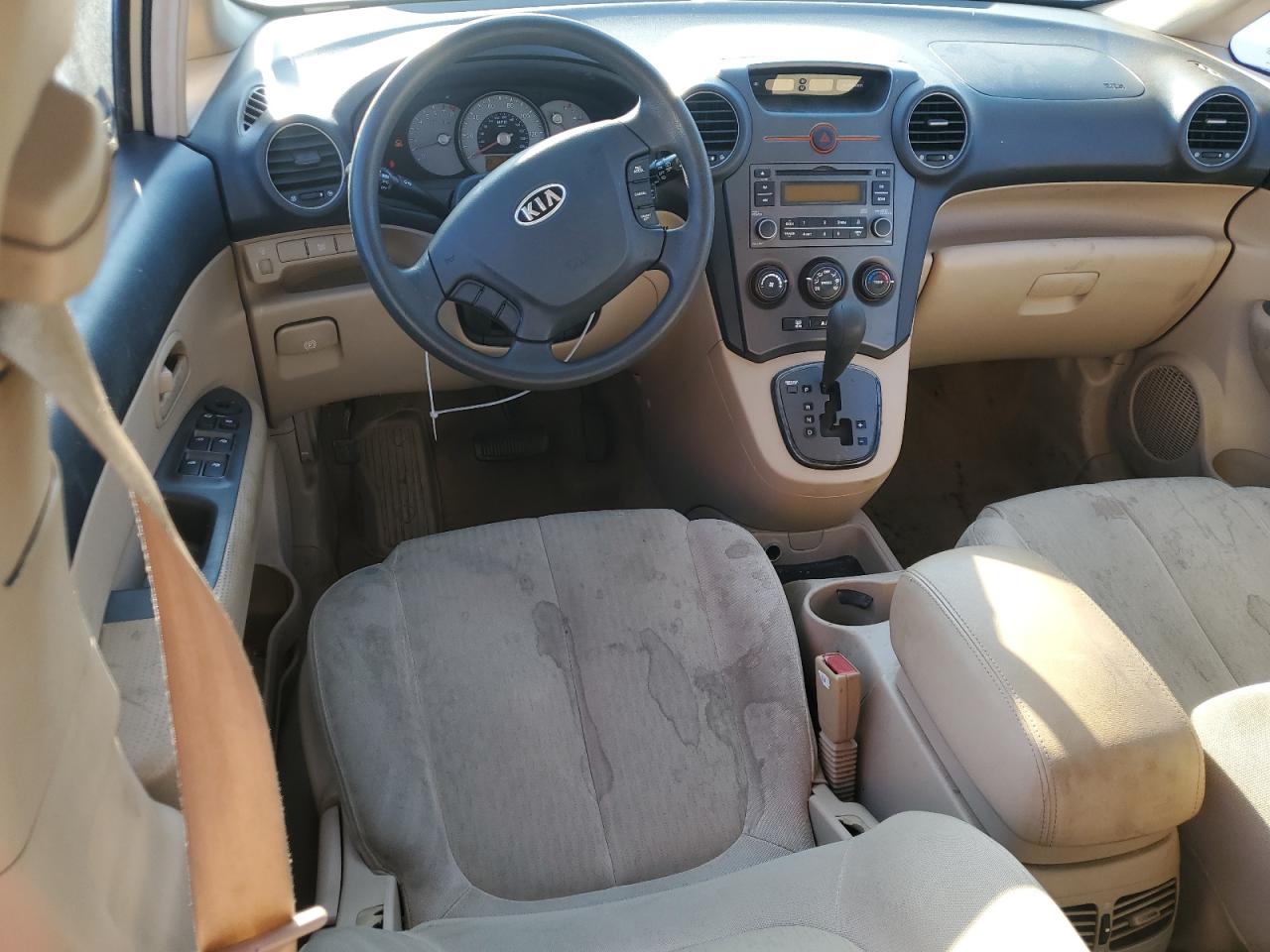 2007 Kia Rondo - Image 8