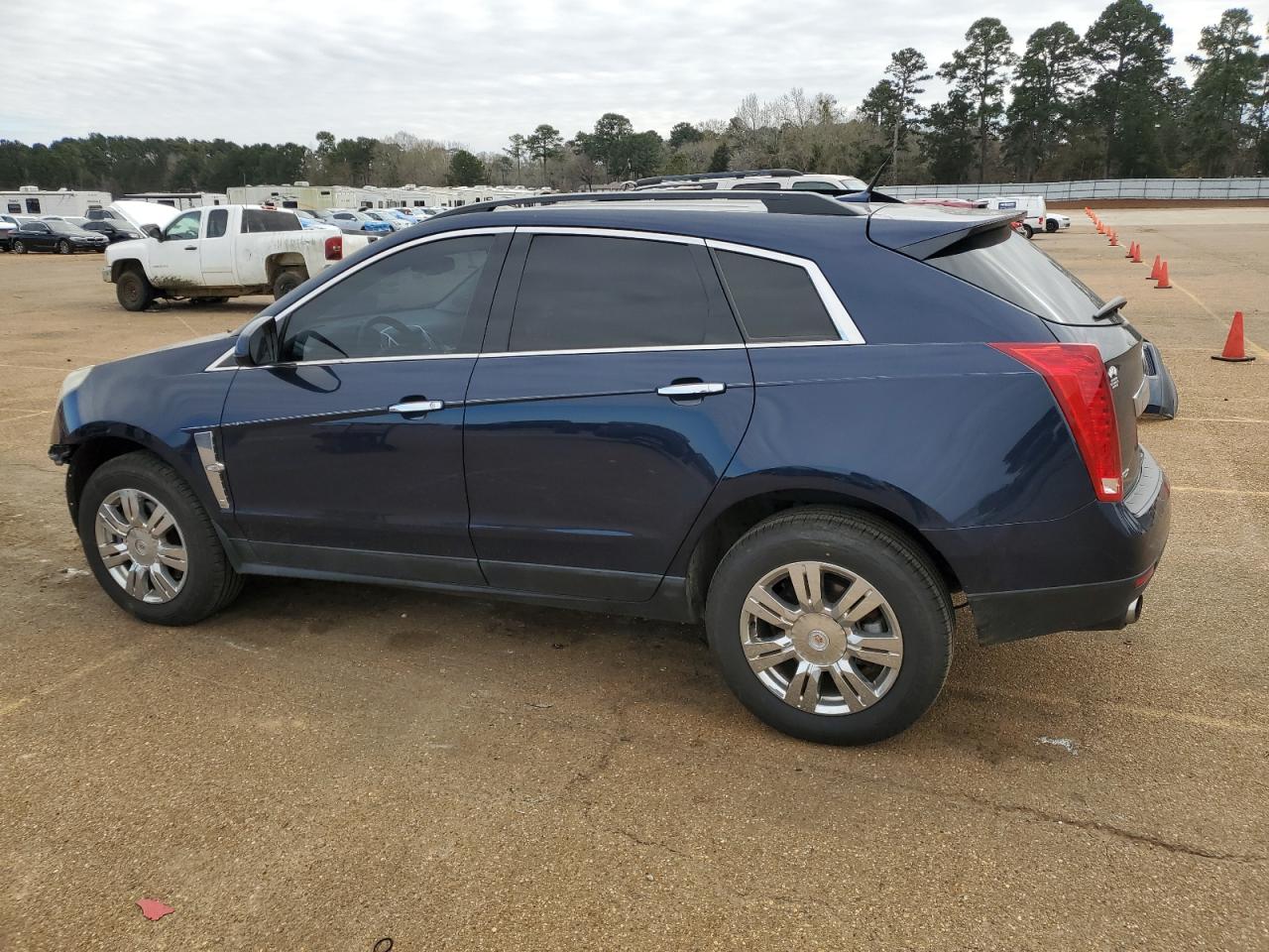 2010 Cadillac SRX - Image 2