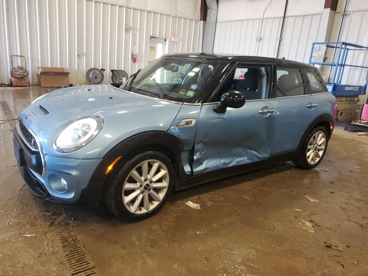 VIN WMWLU5C55H2E82101 2017 MINI COOPER no.1