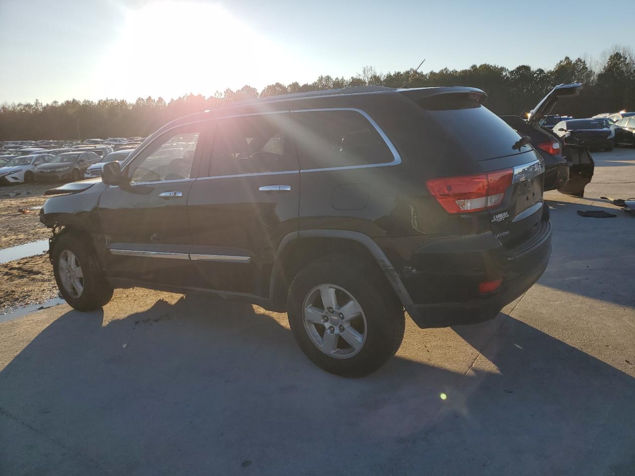 2012 Jeep Grand Cherokee - Image 2