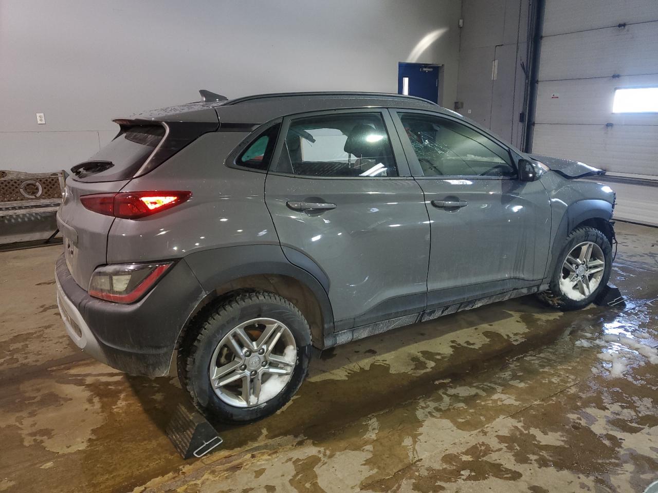 2022 Hyundai Kona - Image 3