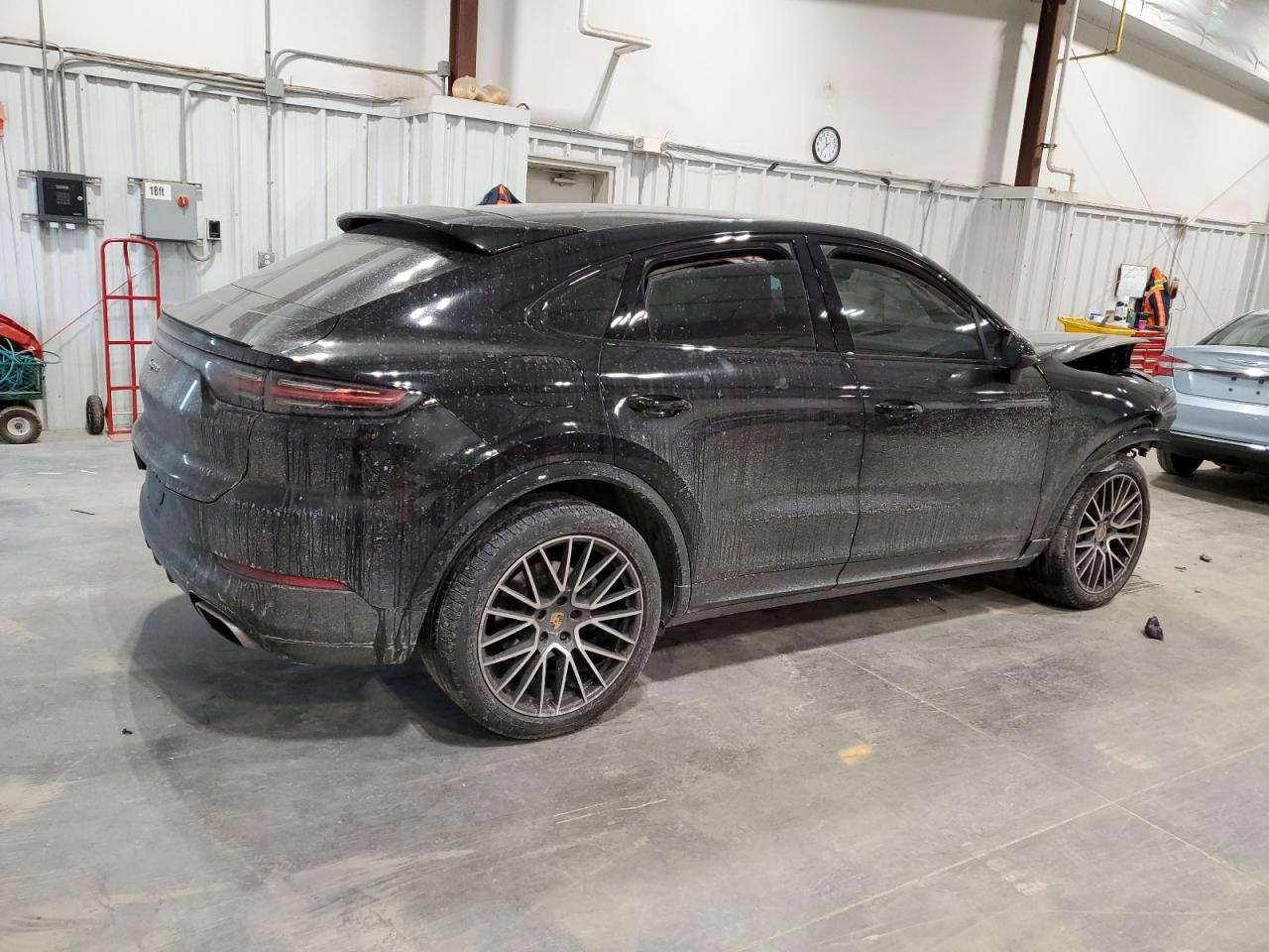 2020 Porsche Cayenne - Image 3