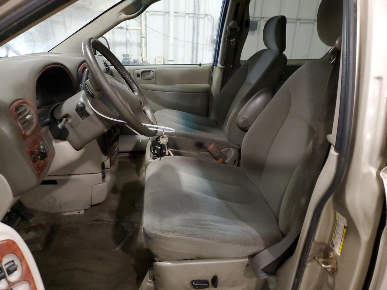 2005 Dodge Caravan - Image 7
