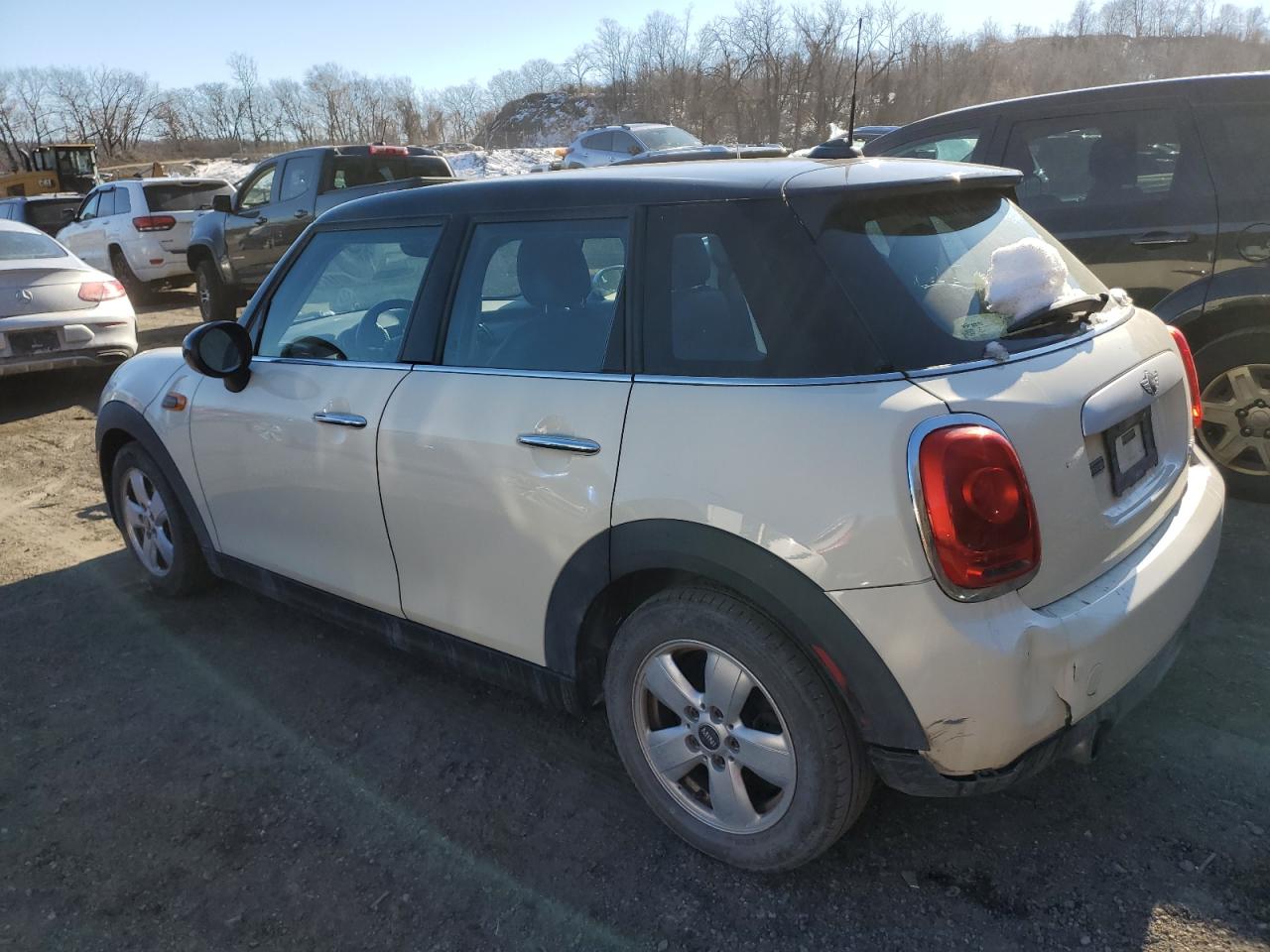 2015 MINI Cooper - Image 2