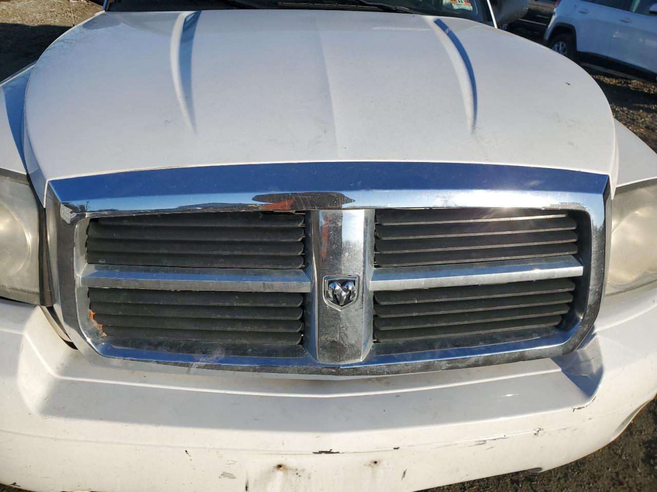2006 Dodge Dakota - Image 11