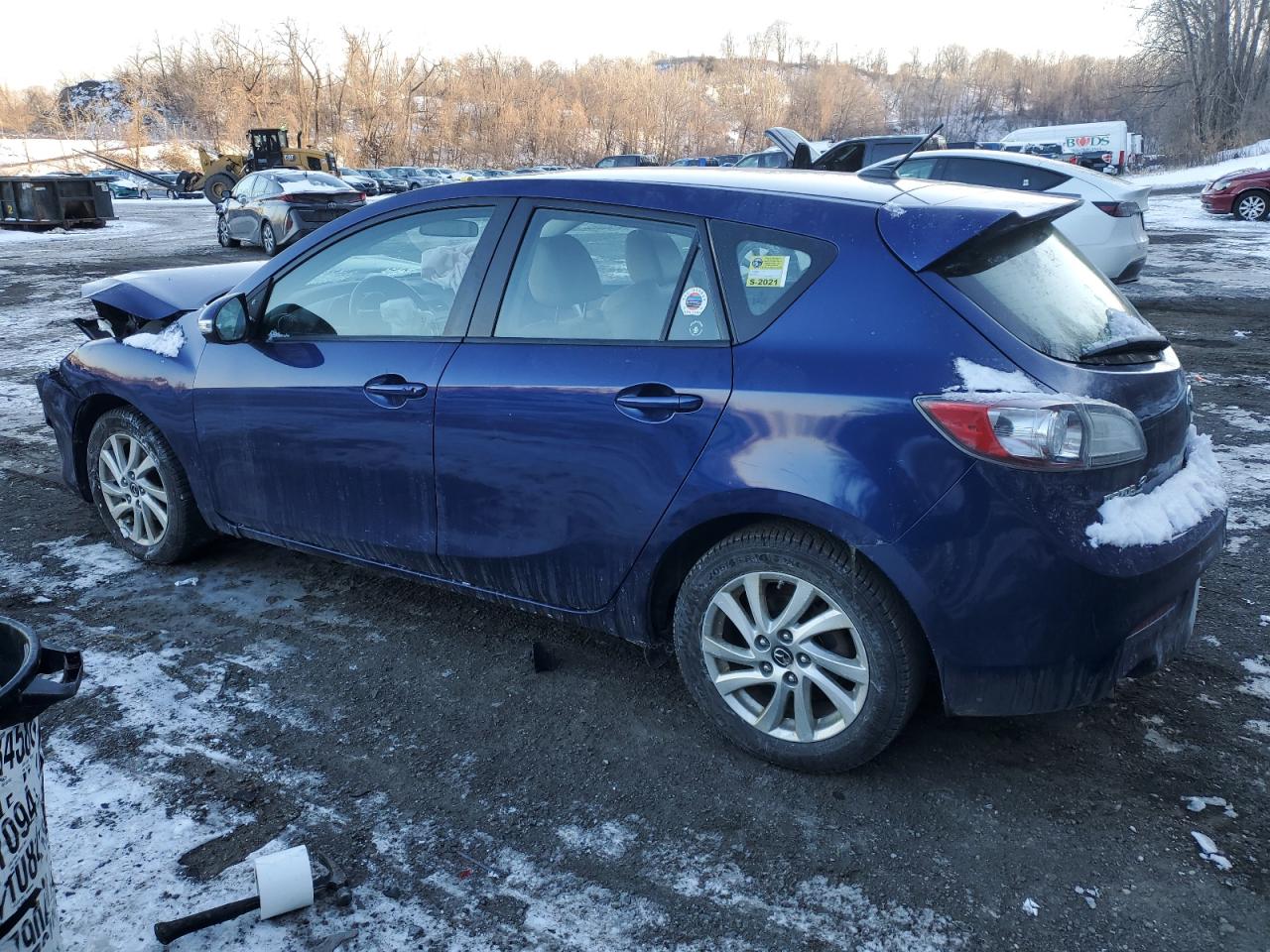 2013 Mazda 3 - Image 2