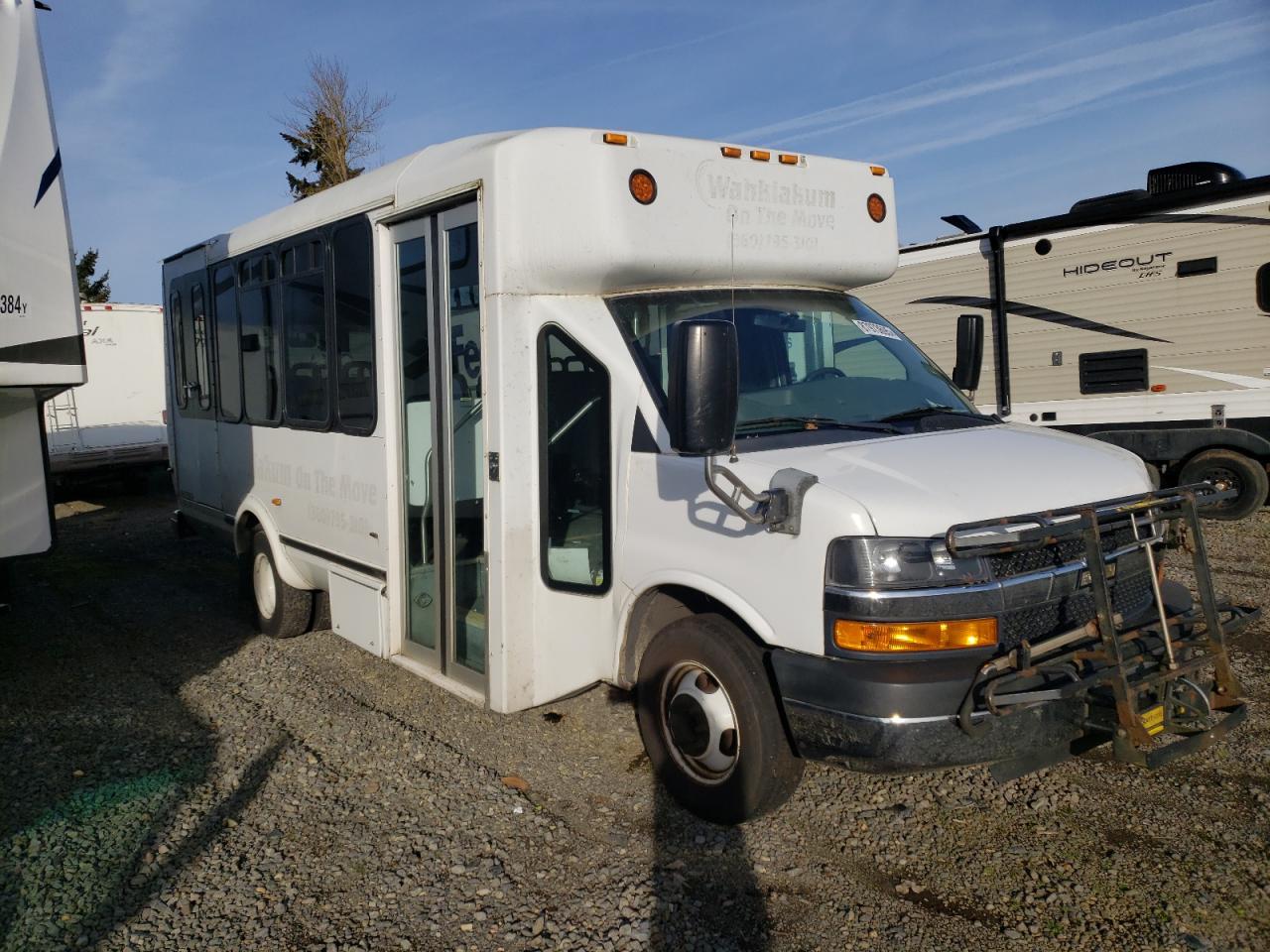 2014 Chevrolet Express - Image 1