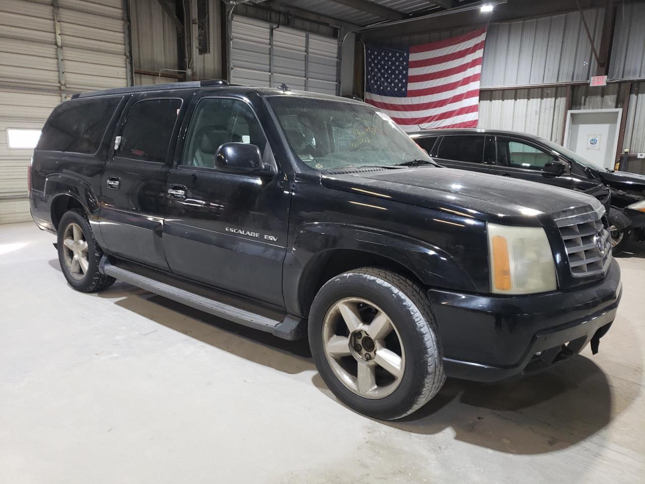 2003 Cadillac Escalade - Image 4