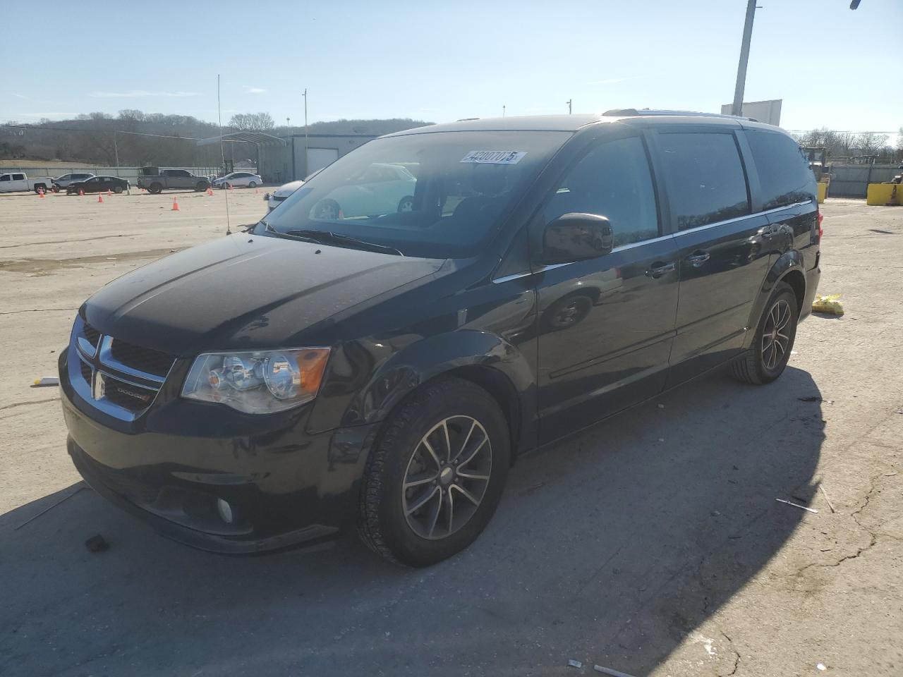 2017 Dodge Caravan - Image 1
