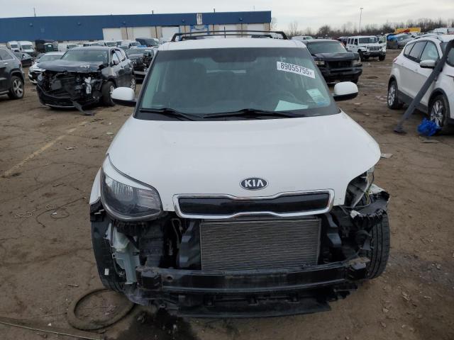 Паркетники KIA SOUL 2015 Белый