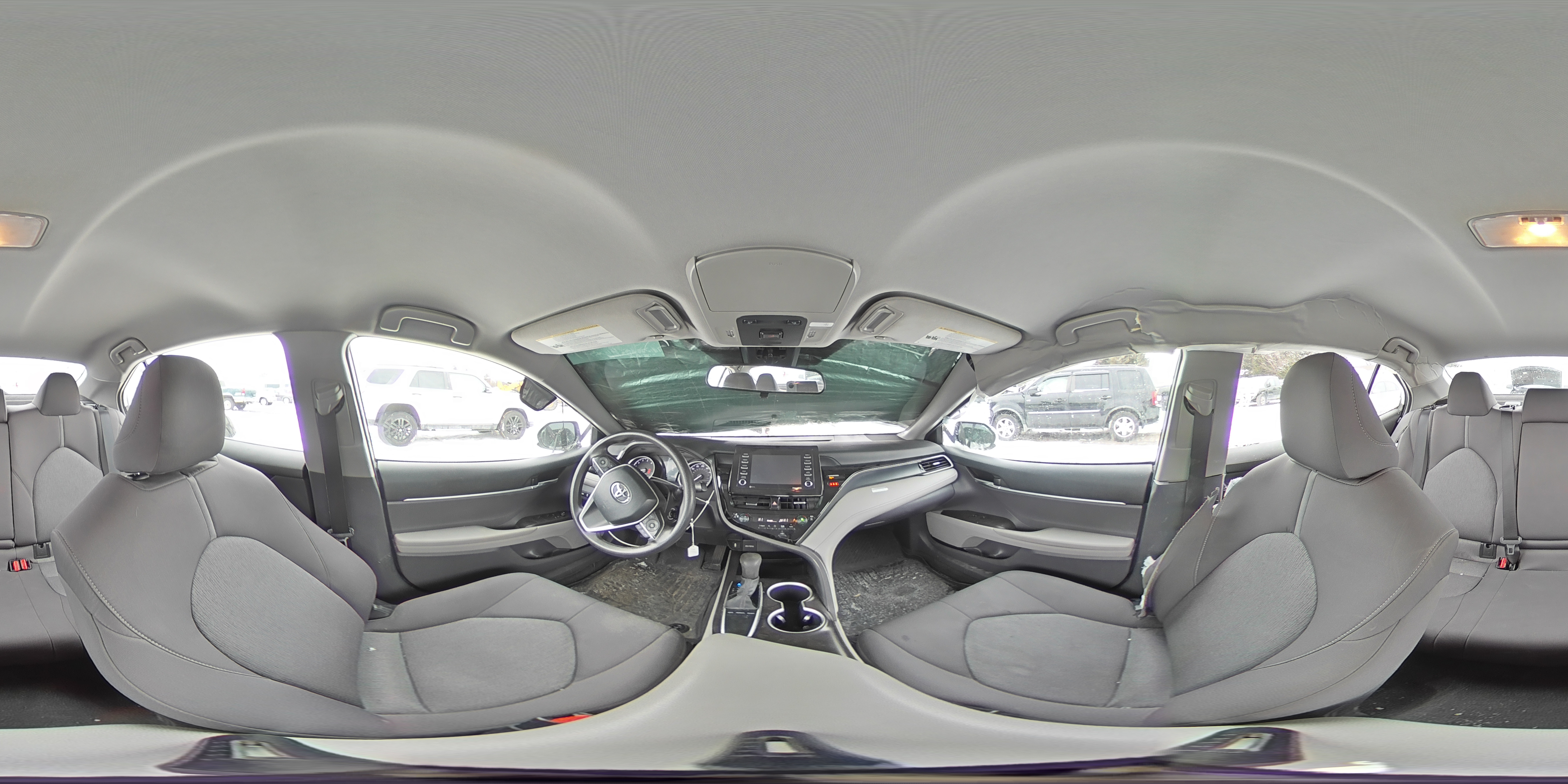 2022 Toyota Camry - Image 13