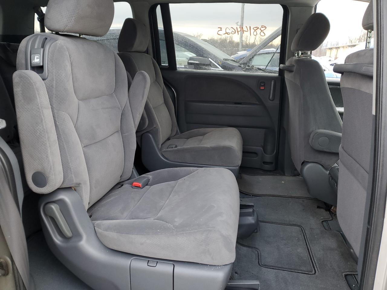 2006 Honda Odyssey - Image 11