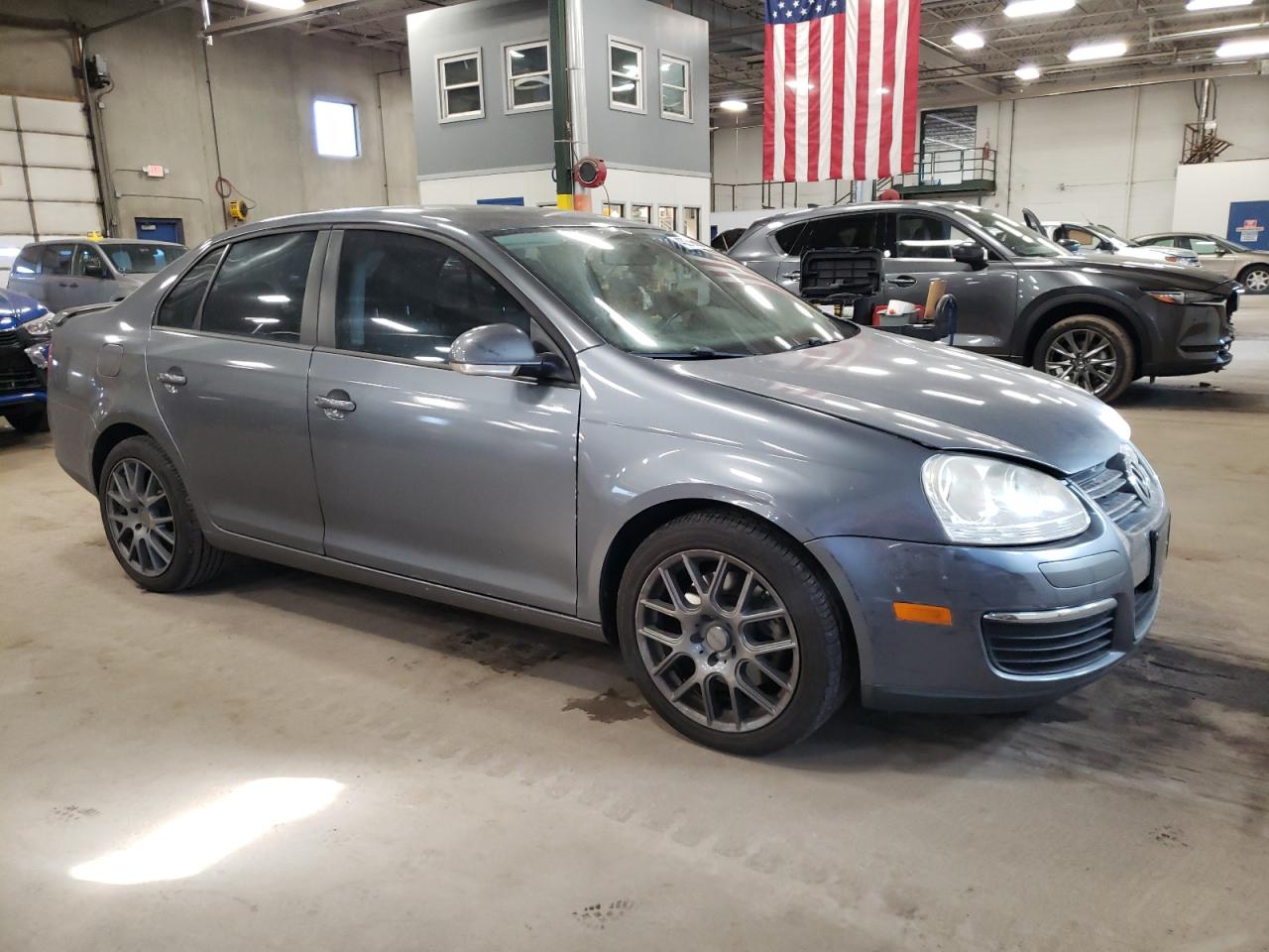 2009 Volkswagen Jetta - Image 4