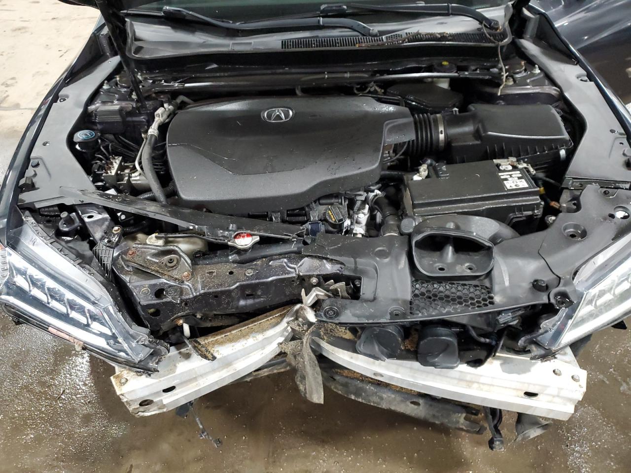 2015 Acura TLX - Image 12
