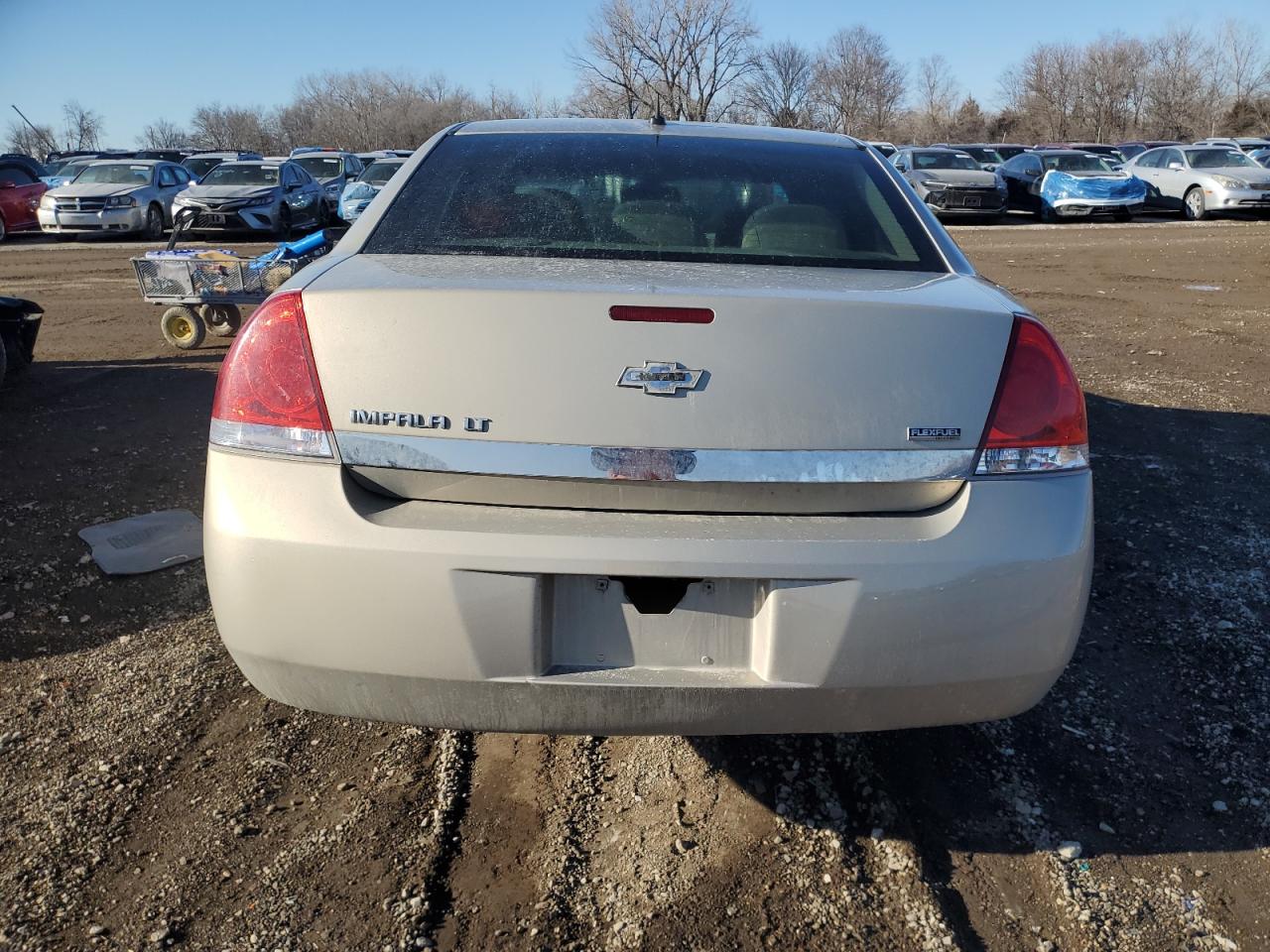 2011 Chevrolet Impala - Image 6