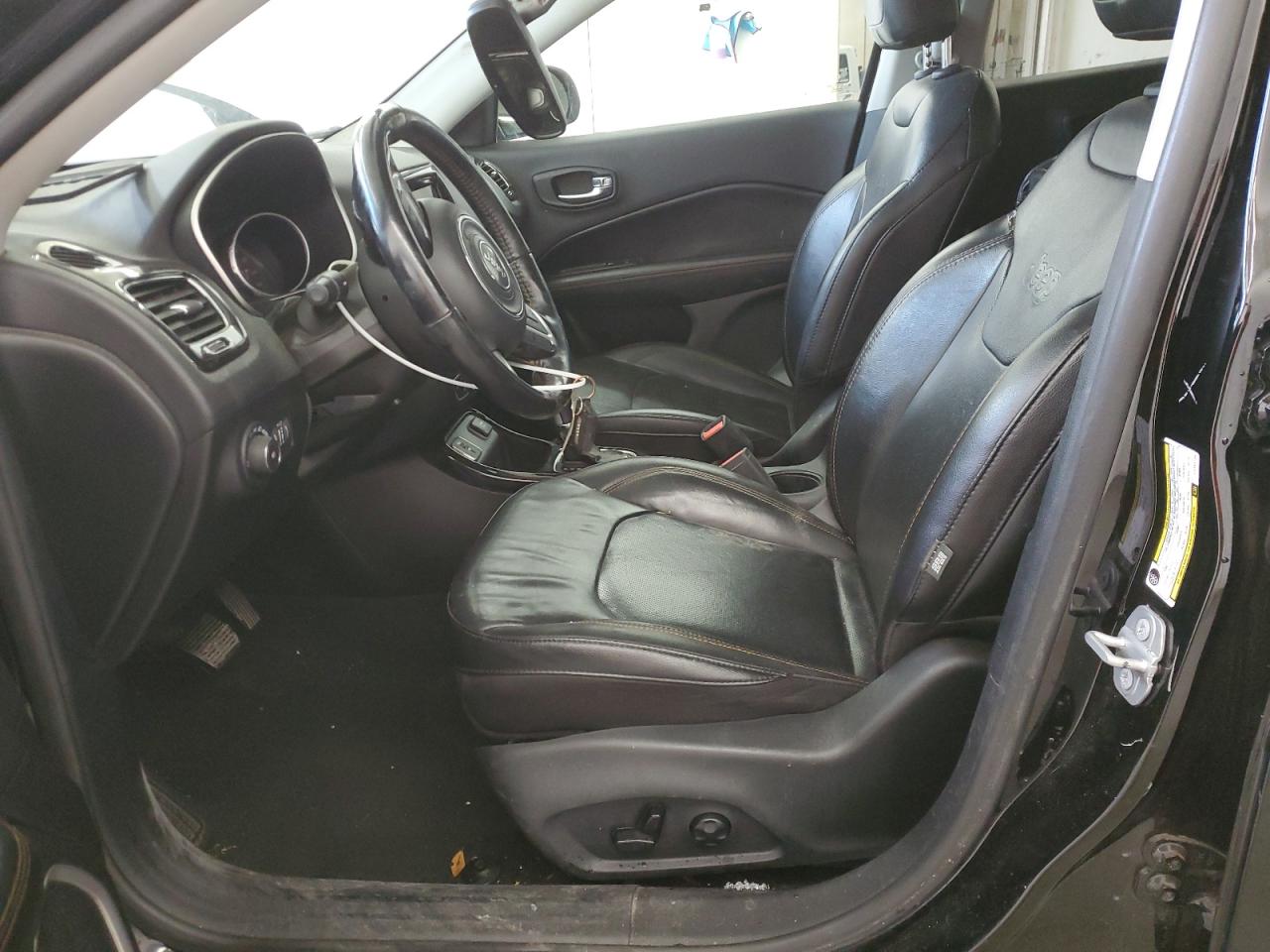 2020 Jeep Compass - Image 7