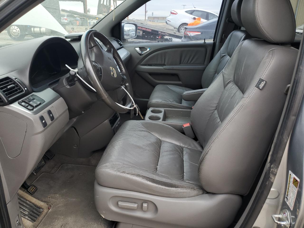 2010 Honda Odyssey - Image 7