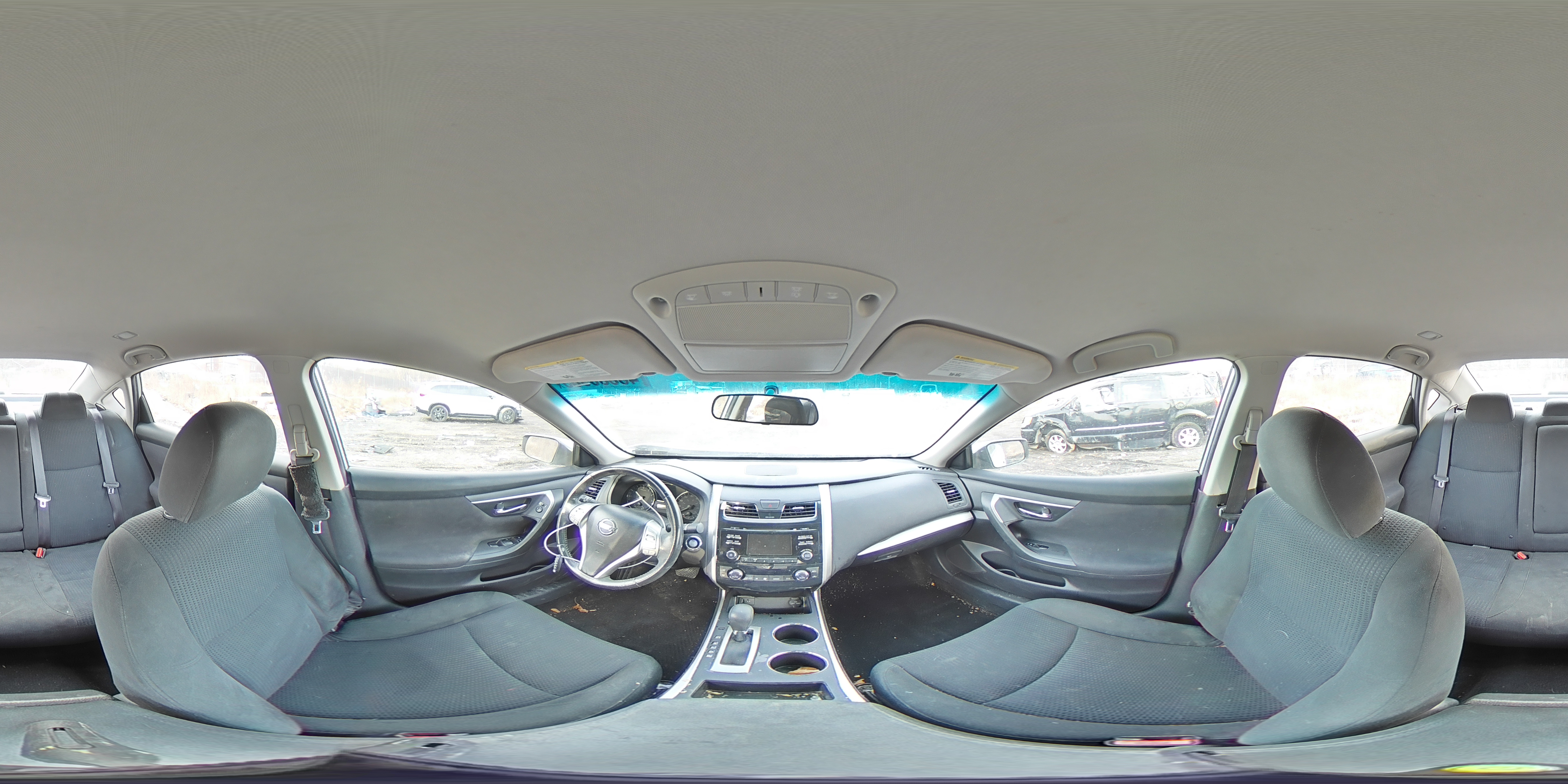 2015 Nissan Altima - Image 13