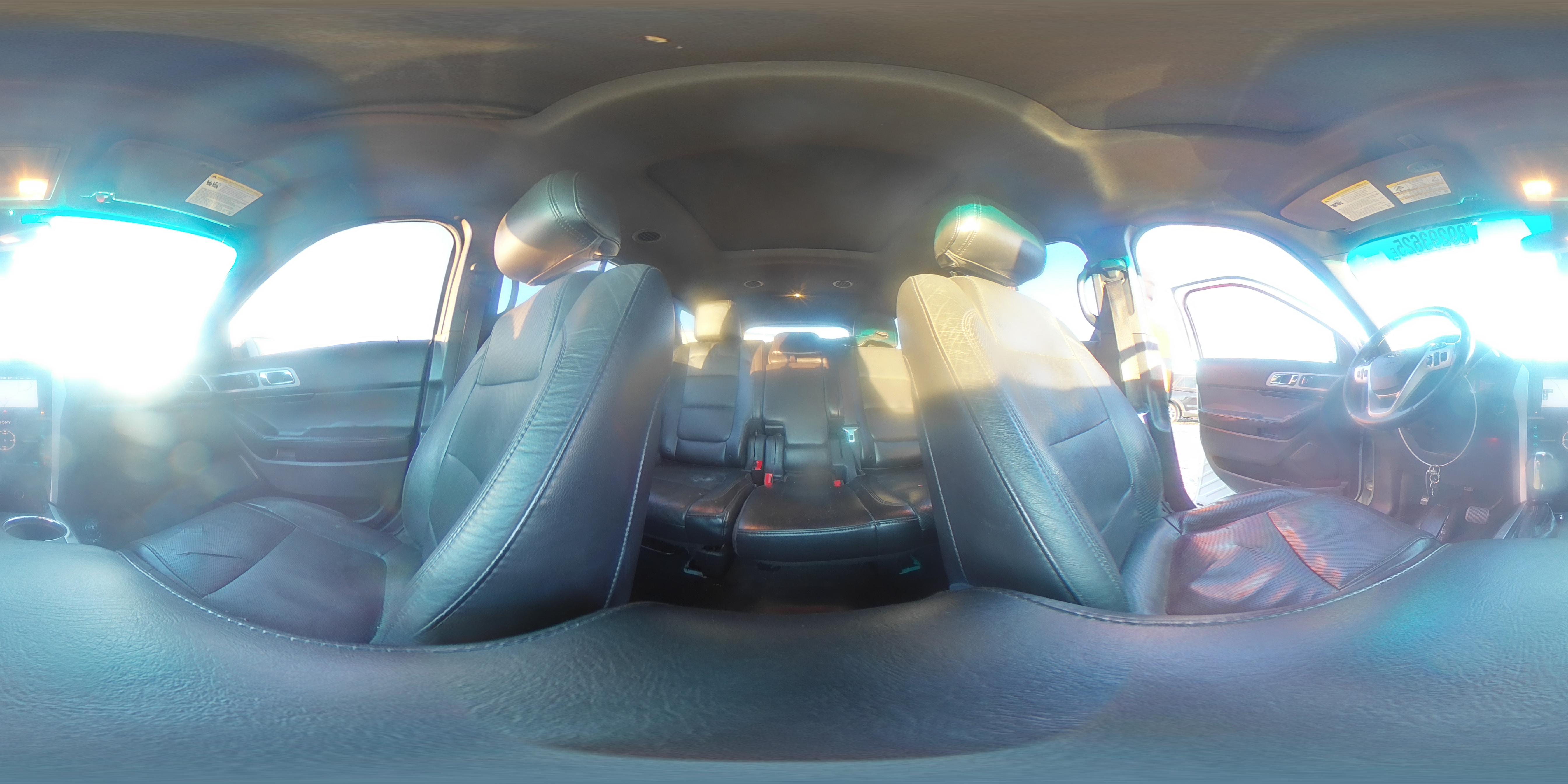 2014 Ford Explorer - Image 12