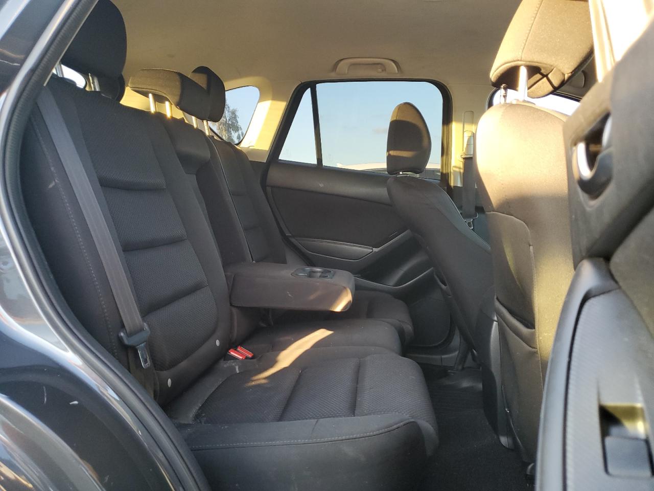 2016 Mazda CX-5 - Image 11