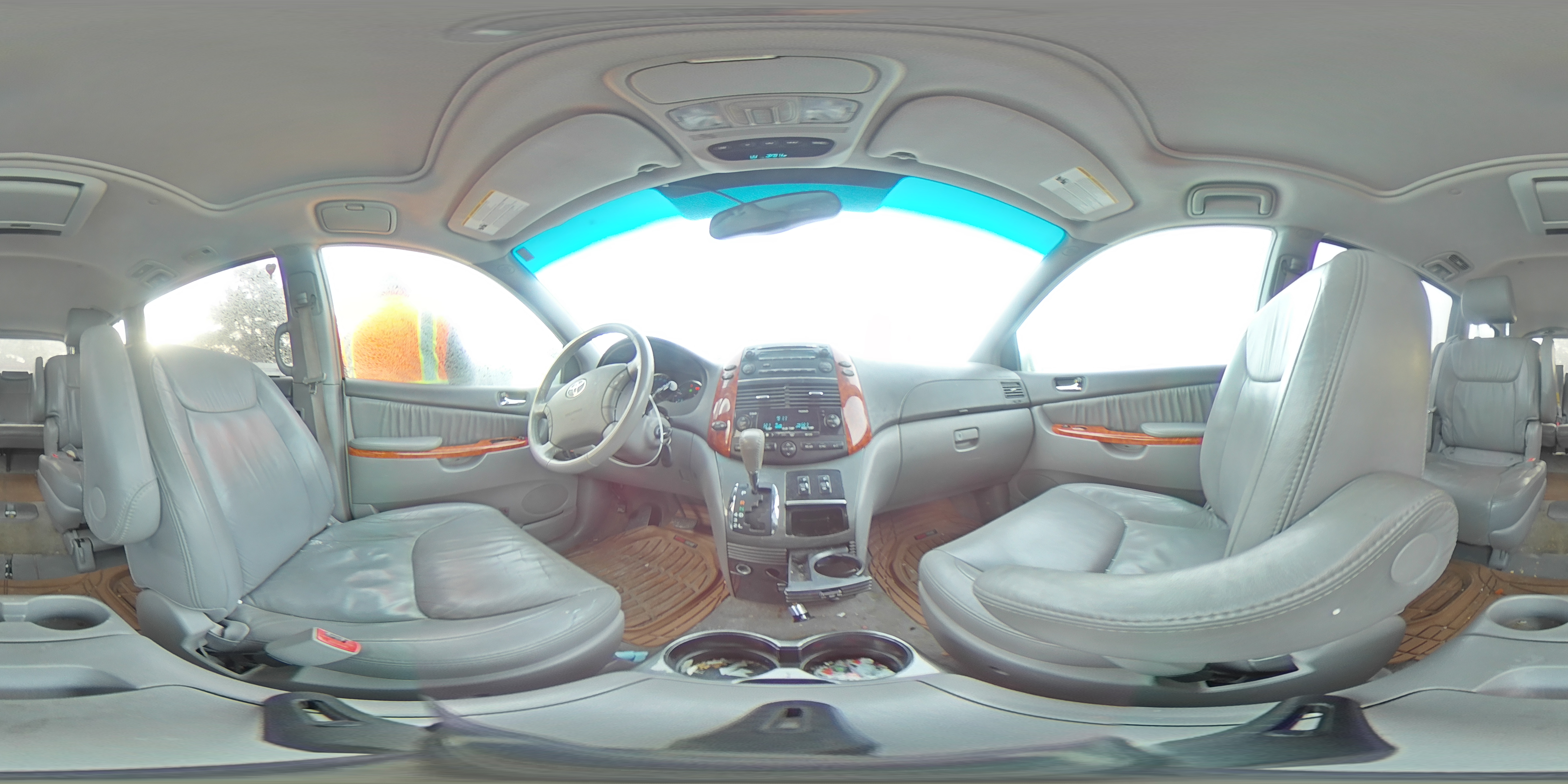 2009 Toyota Sienna - Image 14