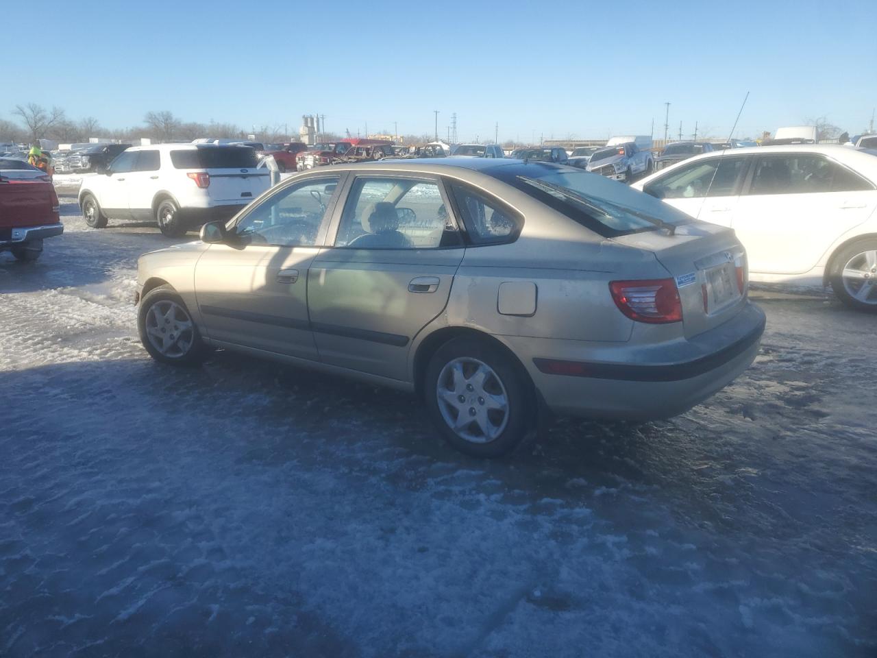 2006 Hyundai Elantra - Image 2