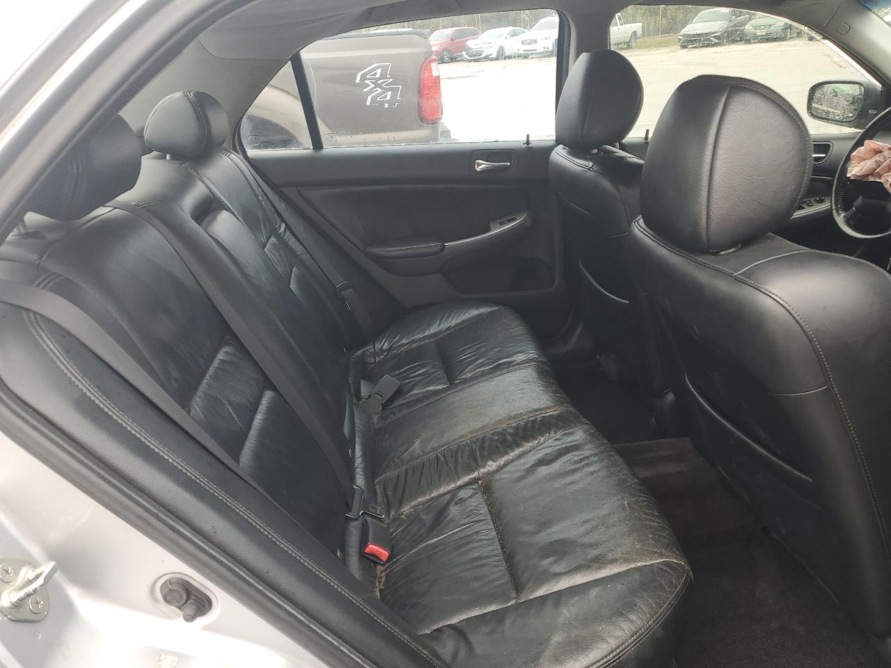 2007 Honda Accord - Image 10