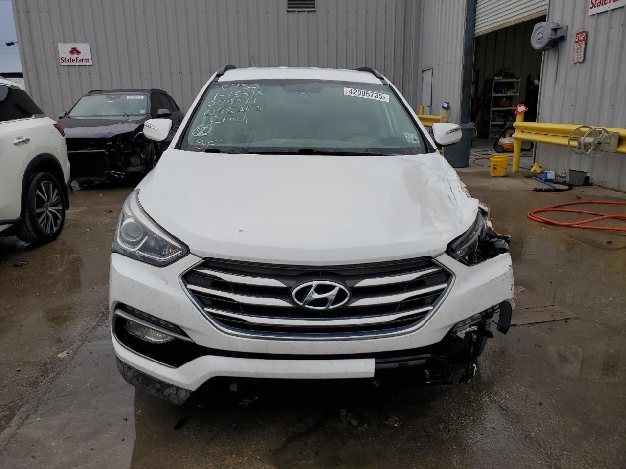 2017 Hyundai Santa Fe - Image 5
