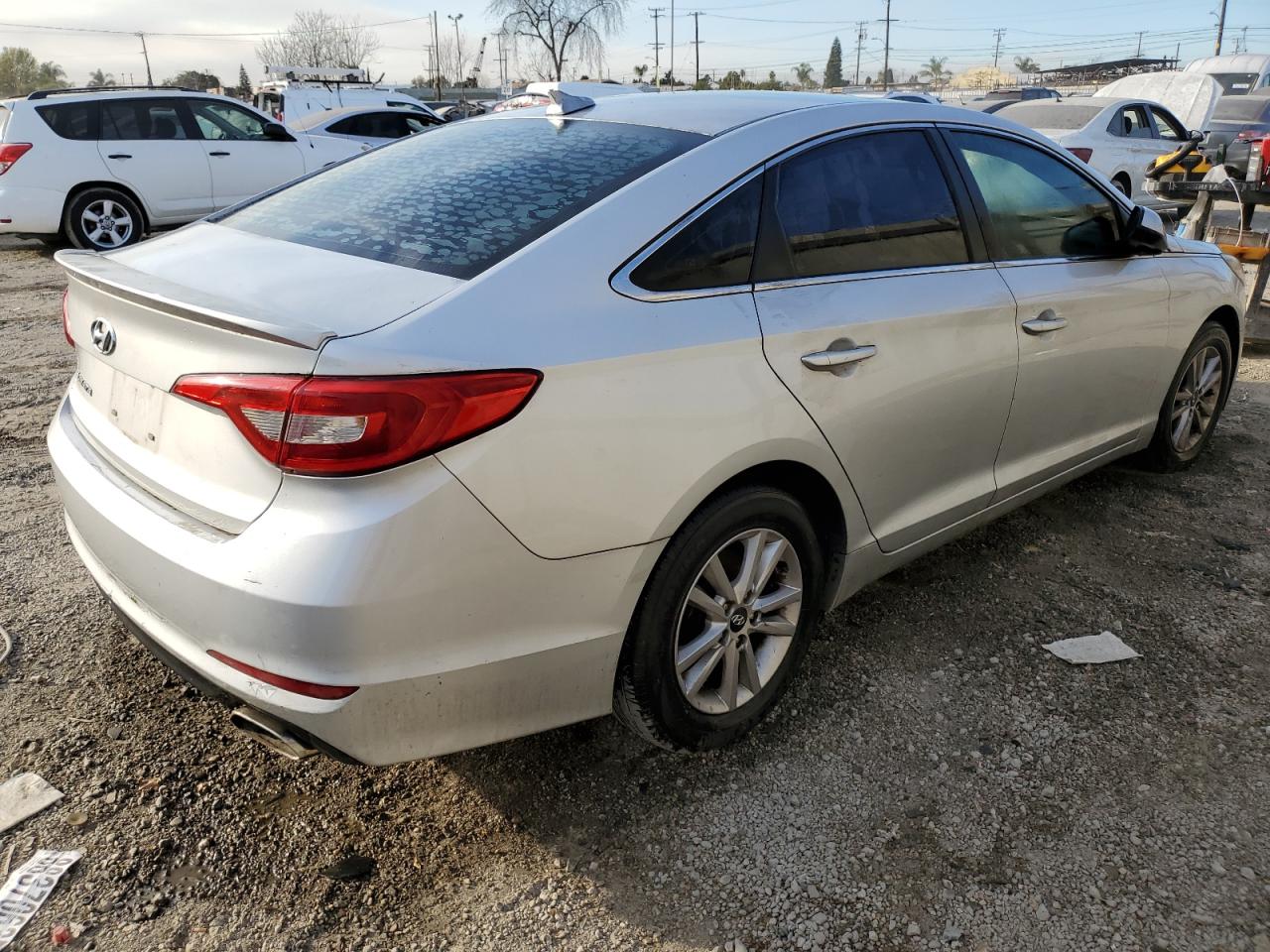 2015 Hyundai Sonata - Image 3