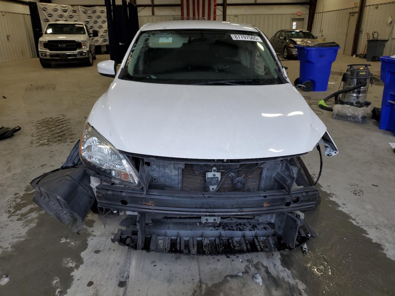 2015 Nissan Sentra - Image 5
