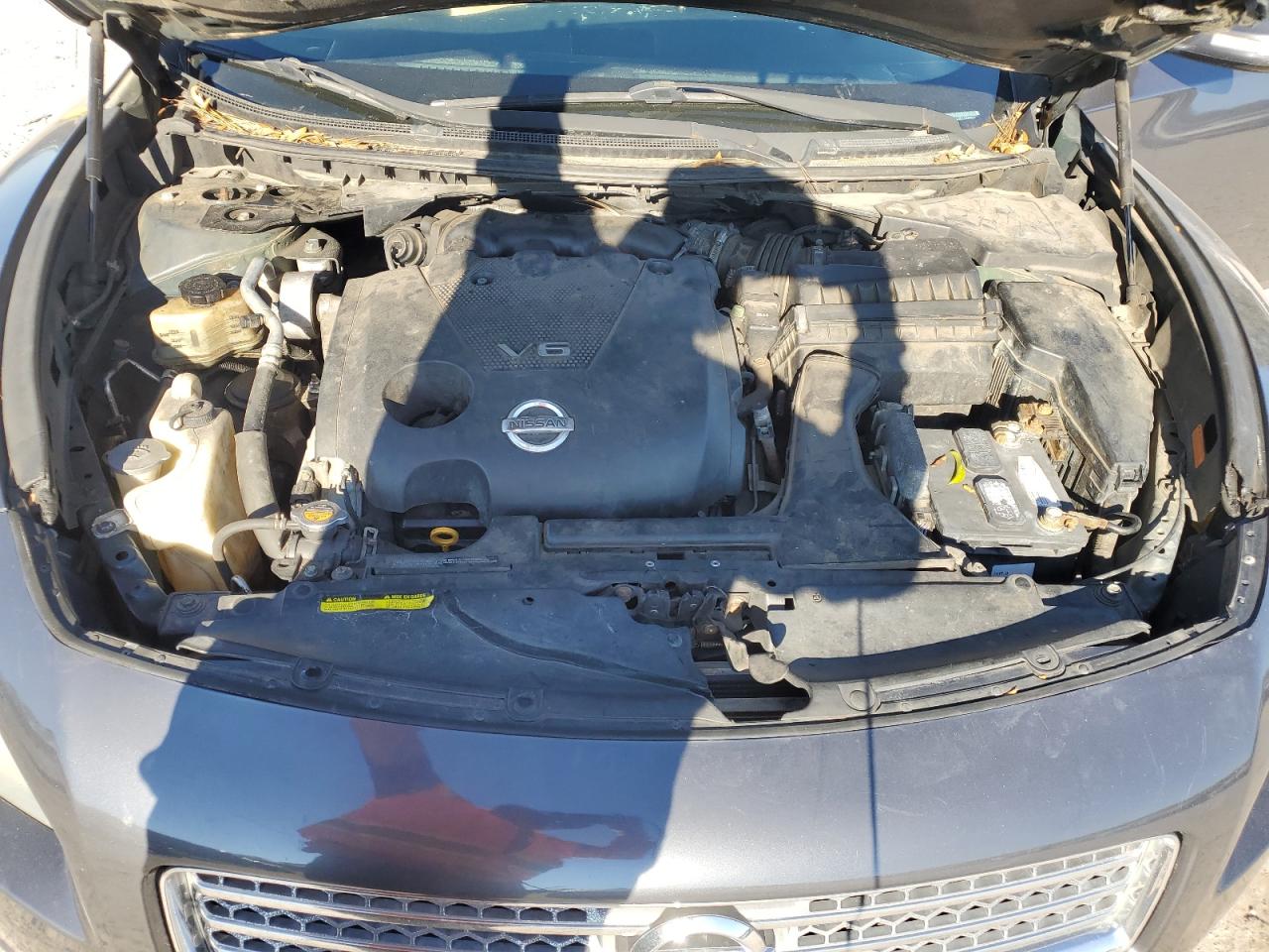 2009 Nissan Maxima - Image 12