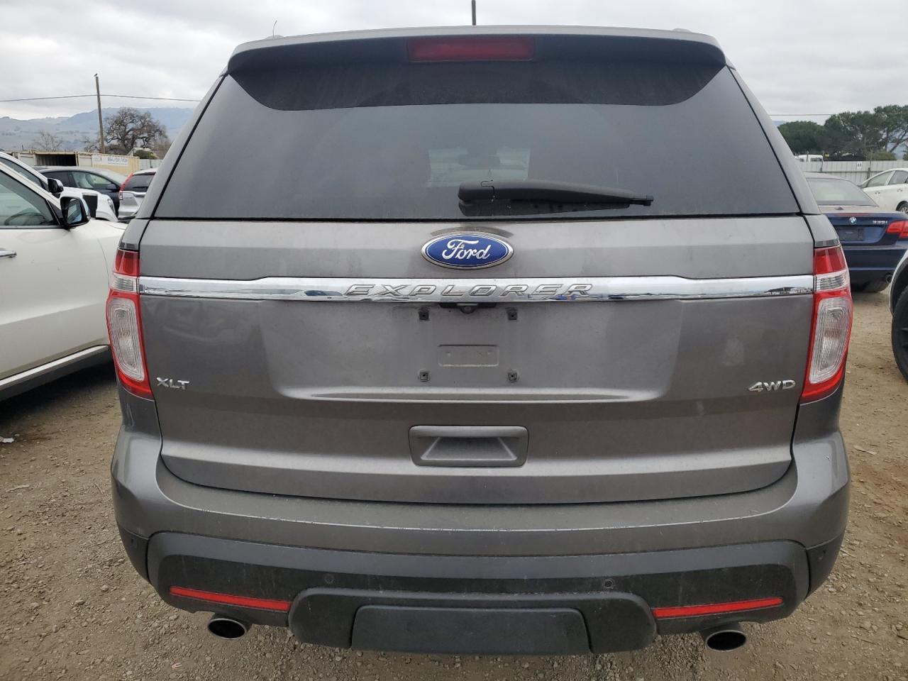 2011 Ford Explorer - Image 6