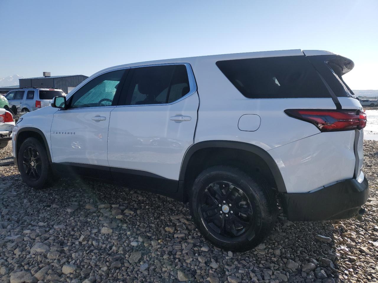 2022 Chevrolet Traverse - Image 2