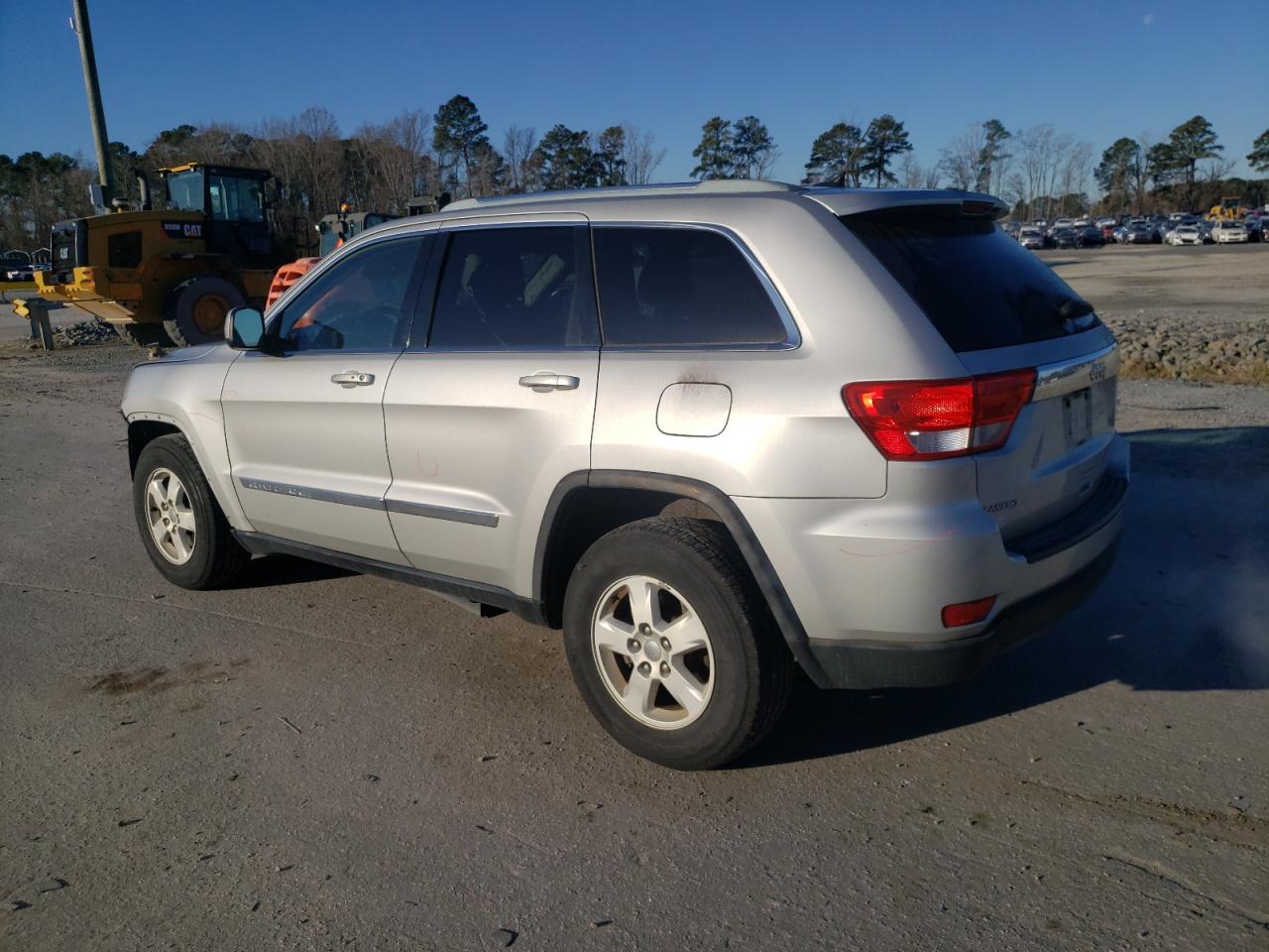 2011 Jeep Grand Cherokee - Image 2