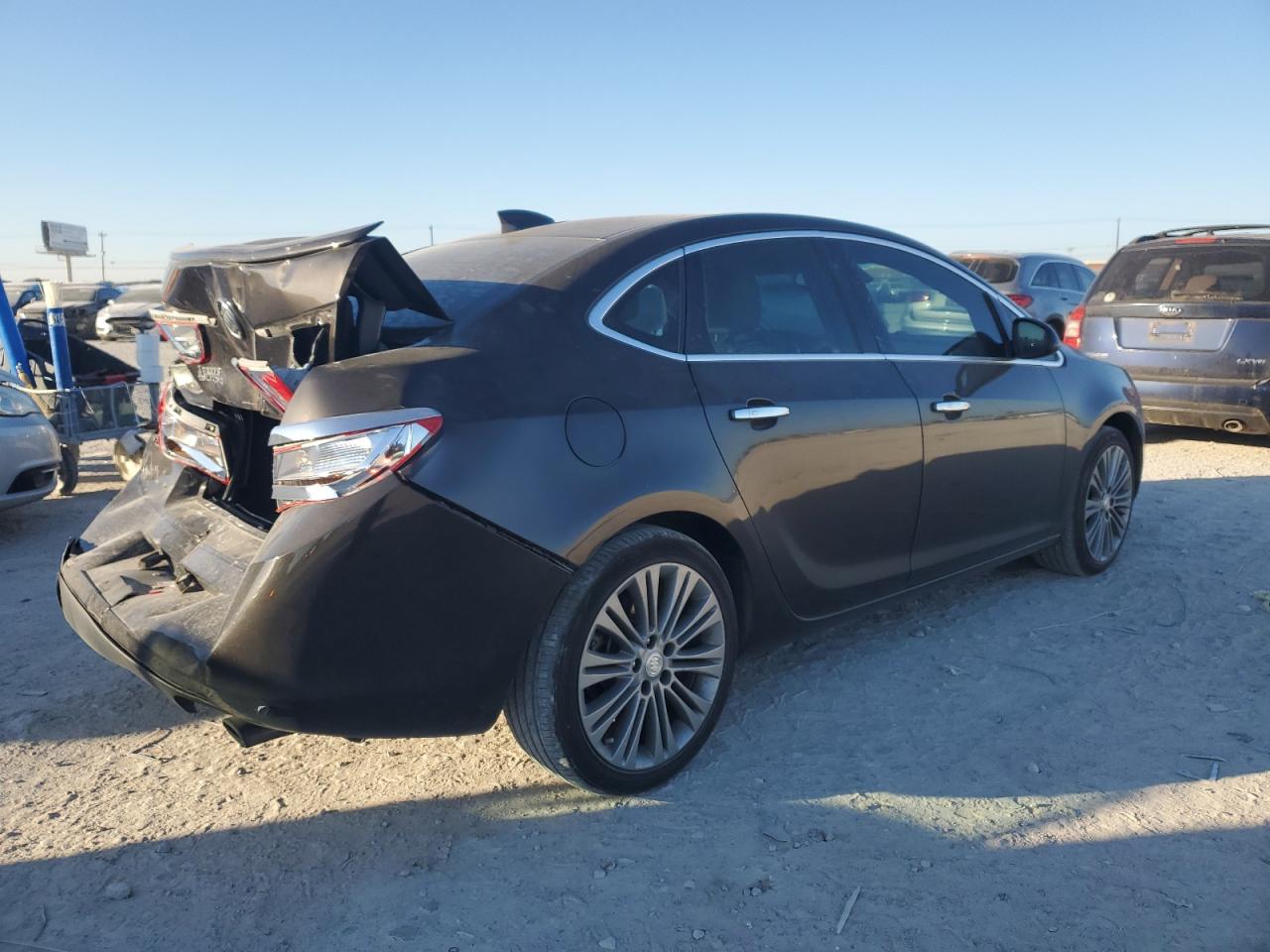 2015 Buick Verano - Image 3