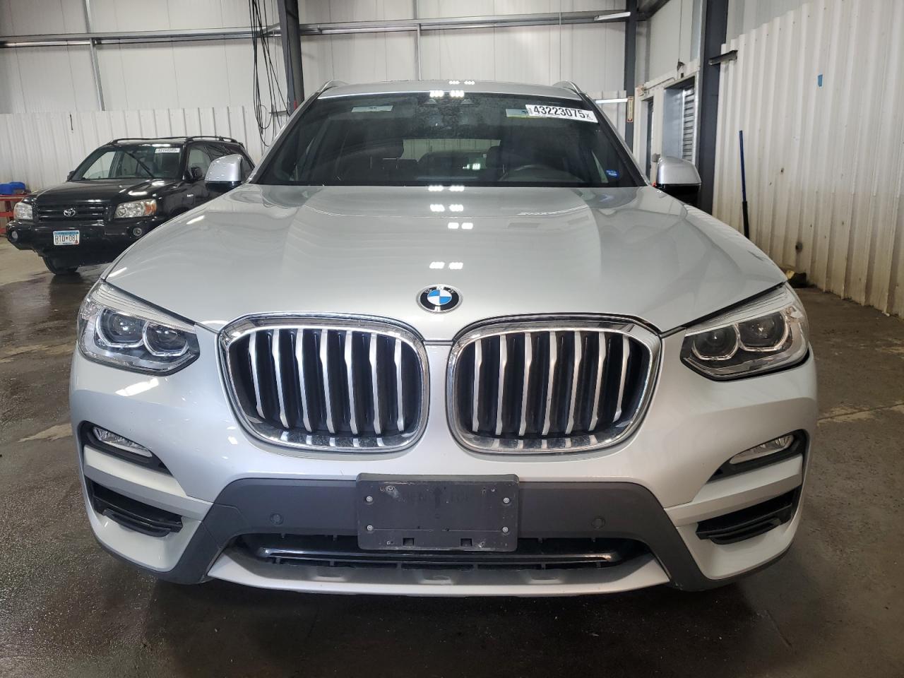 2019 BMW X3 - Image 5
